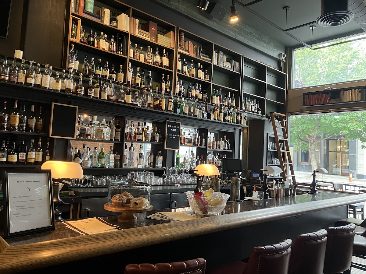 Bookstore Bar & Cafe